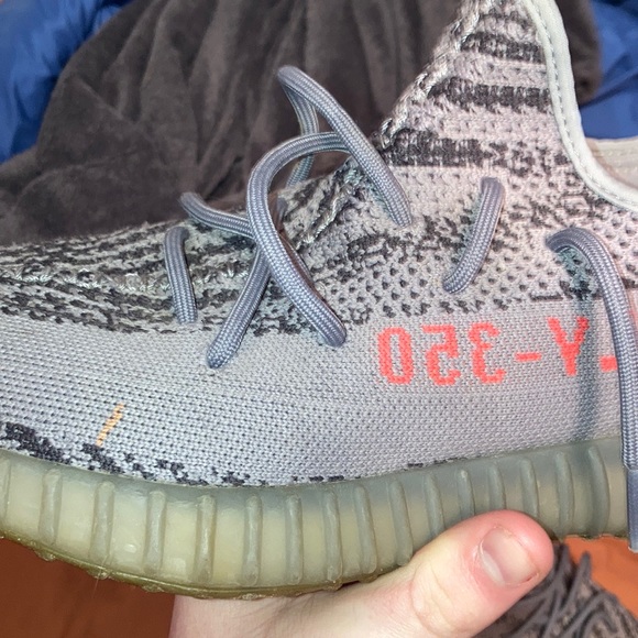 Yeezy Boost 350 V2 Beluga 2.0 - Picture 6 of 8